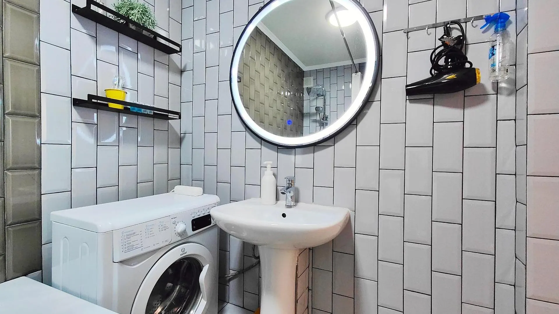 Апартаменты Moon Apartments -Арбат 25 Центр Almaty