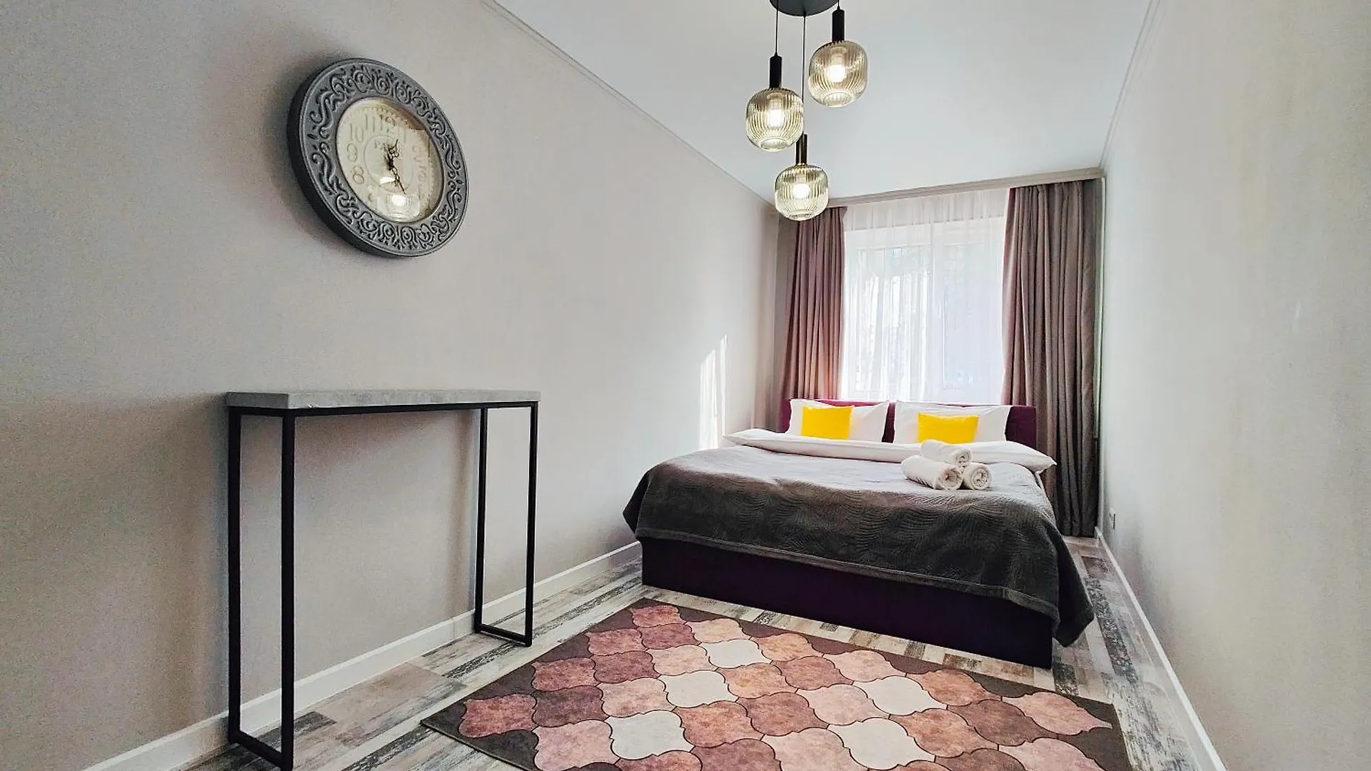 Апартаменты Moon Apartments -Арбат 25 Центр Almaty